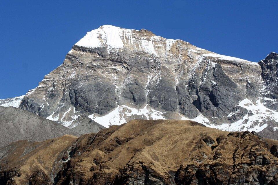 Annapurna Sanctuary Trek with Tent Peak Climb