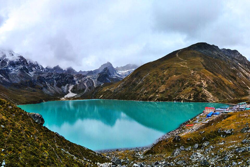 Everest Gokyo Lakes Trek