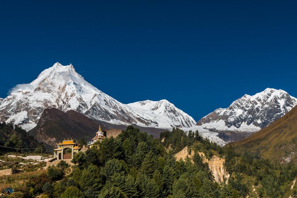Manaslu Base Camp Trek