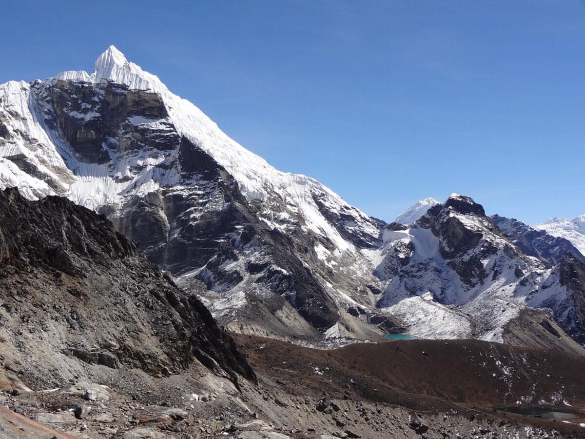 Lobuche Peak