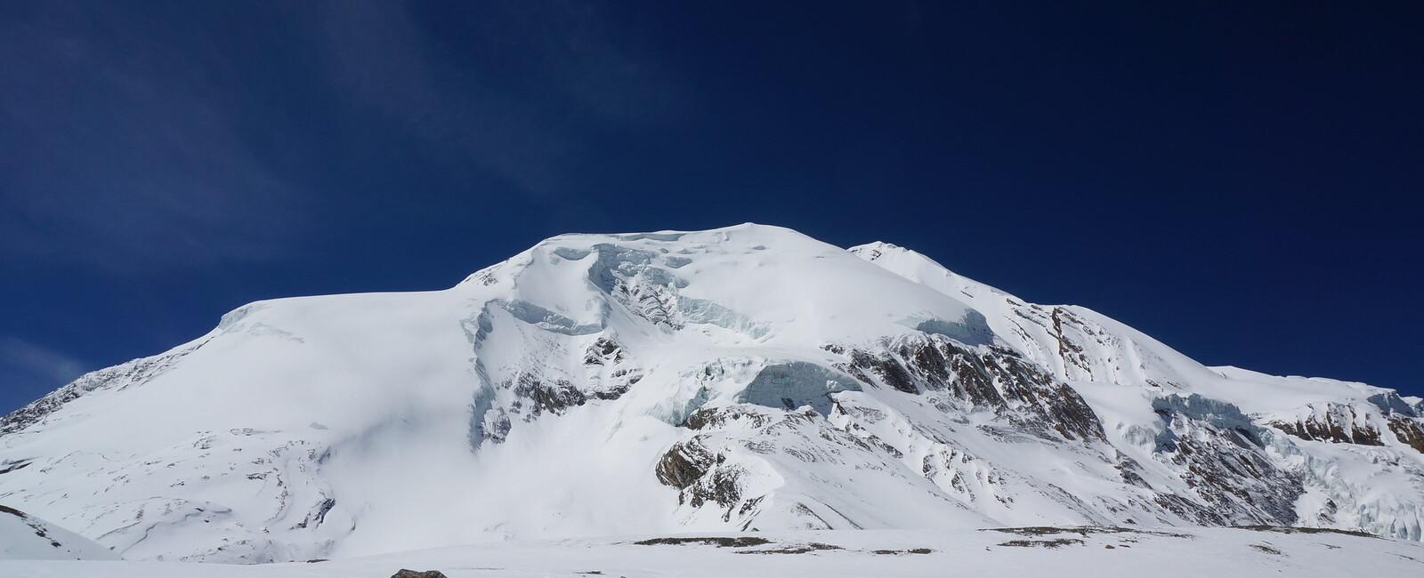 Annapurna Circuit Trek with Thorong Peak Climb